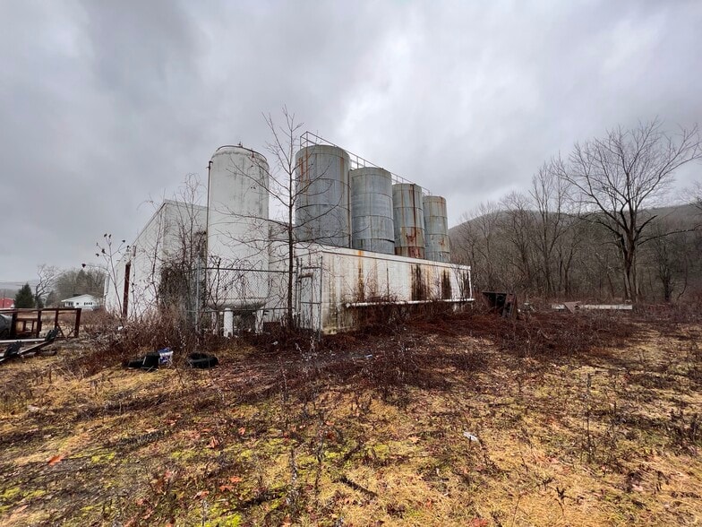 More Photos Of 28652 State Route 171, Susquehanna Warehouse For Sale