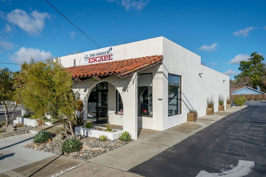 Primary Photo Of 8115-8149 El Camino Real, Atascadero Storefront Retail Office For Lease