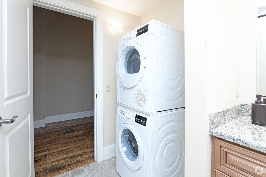 More Photos Of 99 Main St, Warren Apartments For Lease