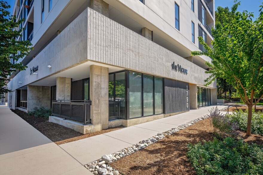 More Photos Of 1790 Gaylord St, Denver Apartments For Lease