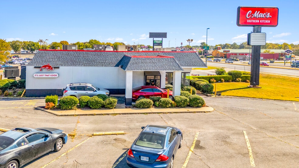 More Photos Of 1625 Highway 412 W, Siloam Springs Restaurant For Lease