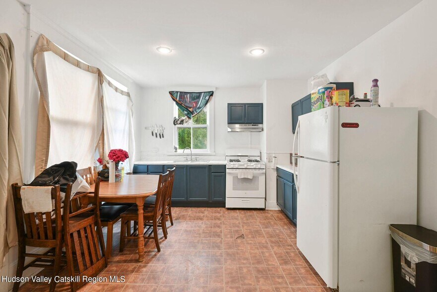 More Photos Of 97 Abeel St, Kingston Storefront Retail Residential For Sale
