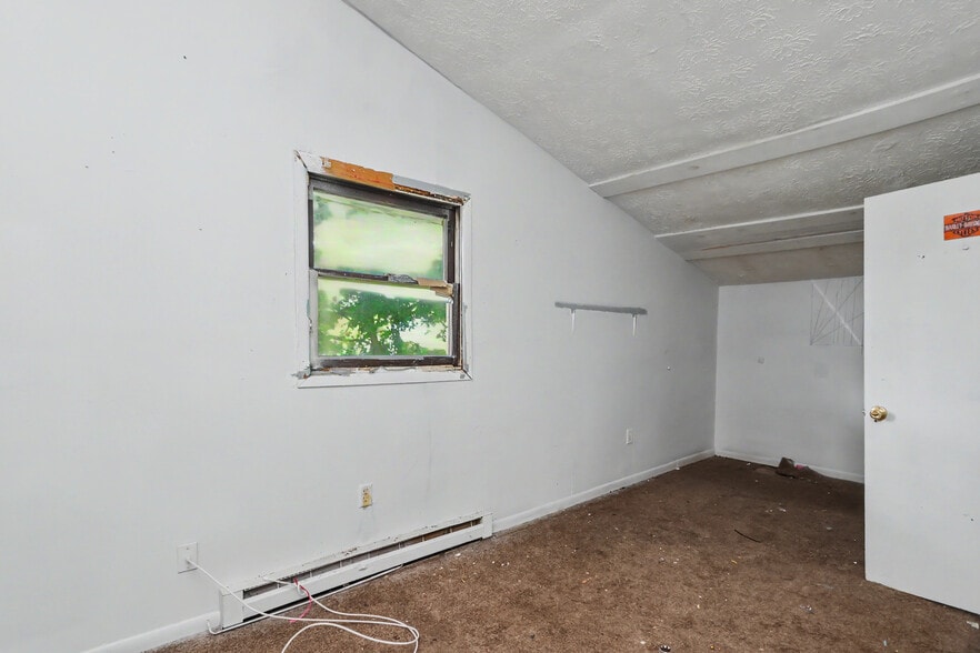 More Photos Of 23 Grand Ave, Norwalk Apartments For Sale