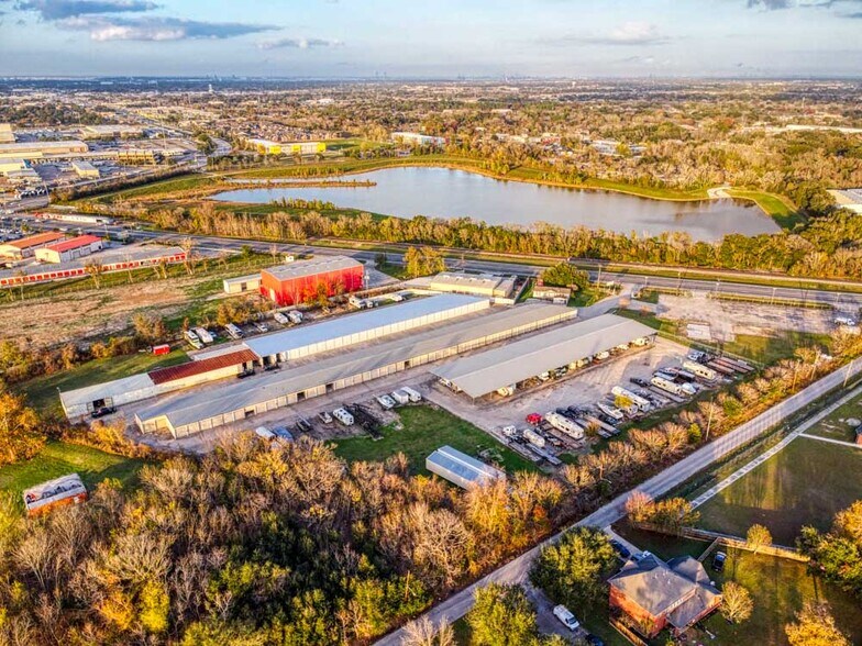 More Photos Of 8750 Galveston Rd, Houston Land For Lease