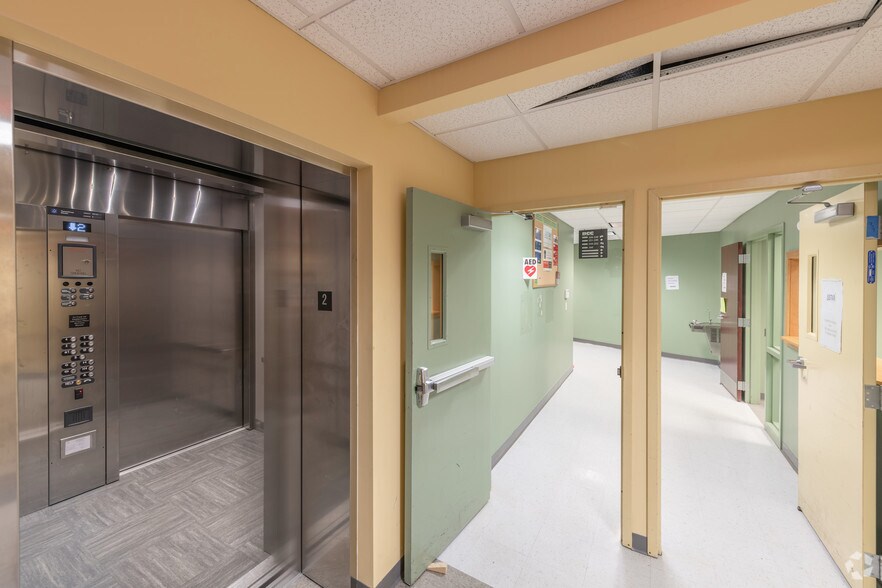 More Photos Of 1082 Davol St, Fall River Apartments For Lease