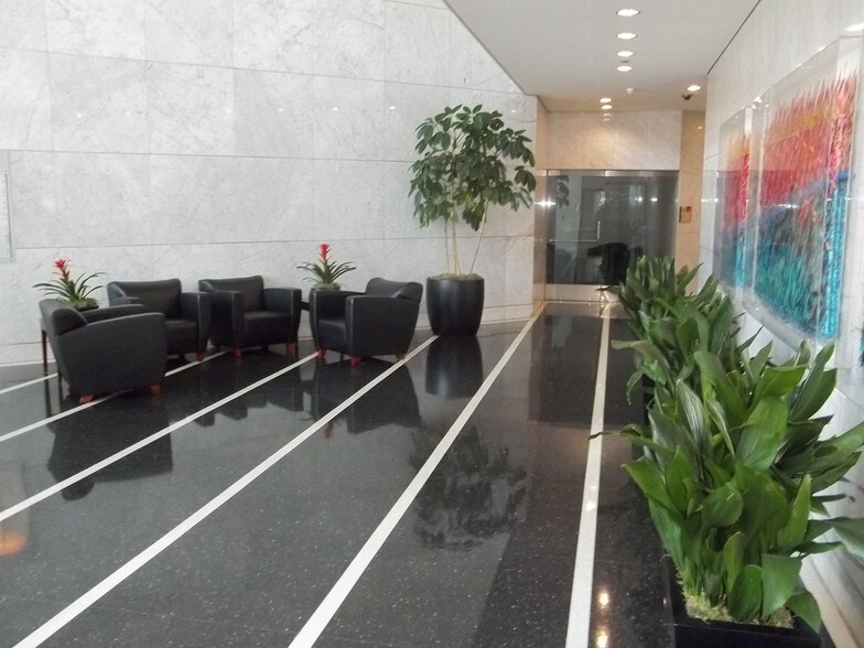 More Photos Of 2350 Mission College Blvd, Santa Clara Office For Lease