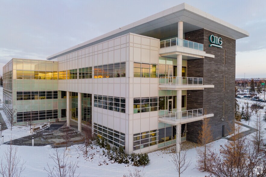 More Photos Of 3710 33rd St NW, Calgary Office For Lease