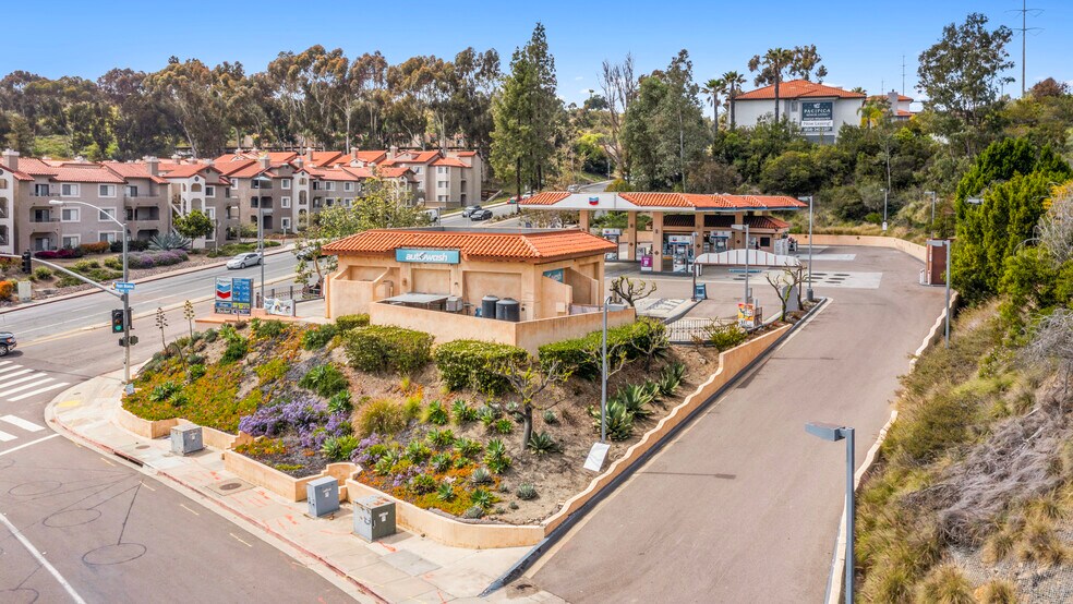 More Photos Of 12929 Rancho Penasquitos Blvd, San Diego Service Station For Sale