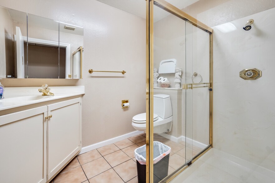 More Photos Of 199 E Hamilton Ave, Campbell Office For Sale