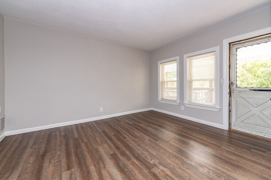More Photos Of 266-274 River St, Waltham Apartments For Sale