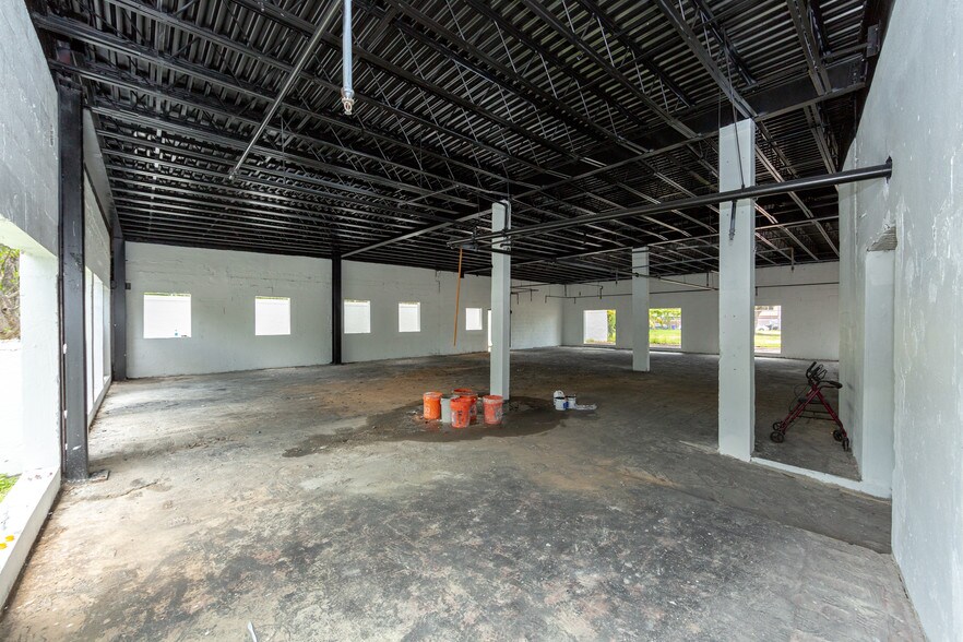 More Photos Of 4900 NE 2nd Ave, Miami Freestanding For Lease