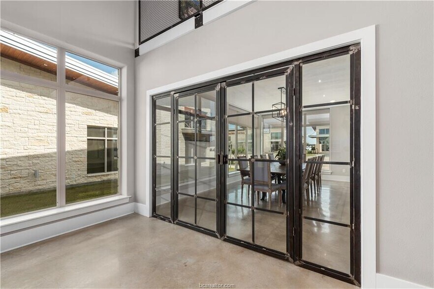 More Photos Of 1645 Greens Prairie Rd W, College Station Office For Sale