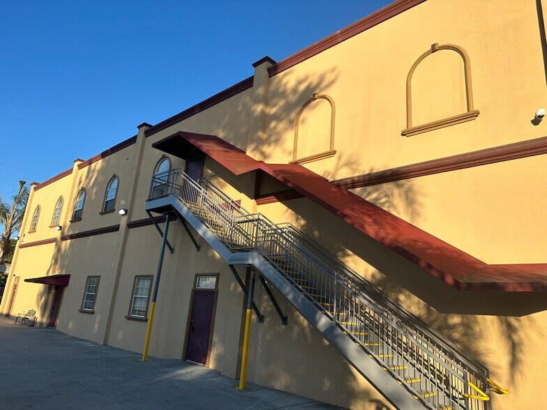More Photos Of 37 N 27th St, San Jose Lodge Meeting Hall For Sale