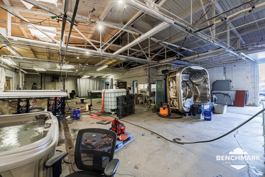 More Photos Of 545 West Ave, Rochester Warehouse For Sale