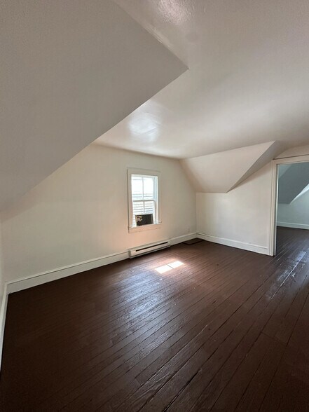 More Photos Of 214-216 W Ridge St, Lansford Apartments For Sale