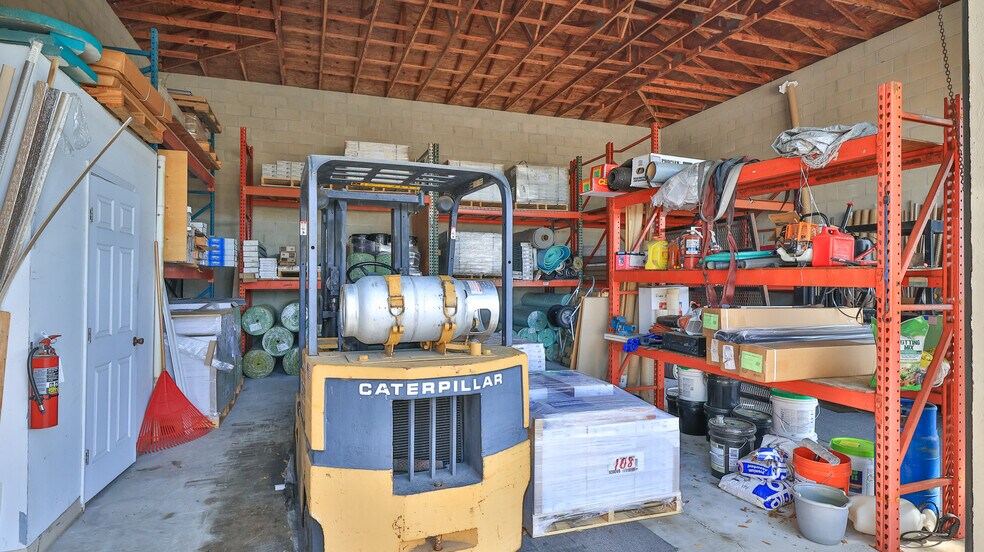 More Photos Of 4720 E Moody Blvd, Bunnell Freestanding For Sale