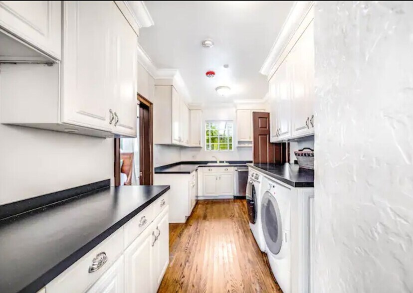 More Photos Of 1545 Meridian Ave, Miami Beach Hospitality For Lease