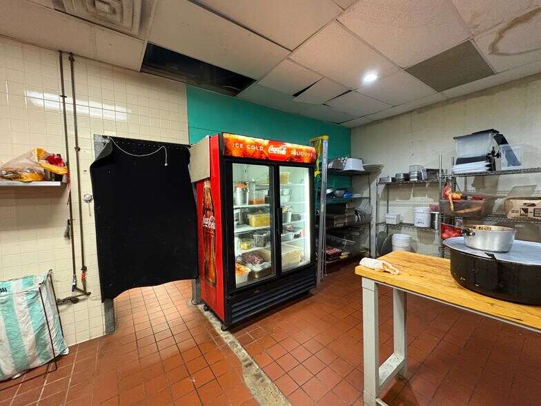 More Photos Of 762 Roebling Ave, Trenton General Retail For Sale