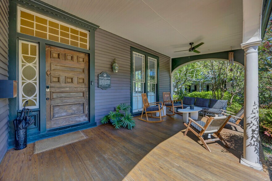 More Photos Of 118 S 4th St, Wilmington Hospitality For Sale