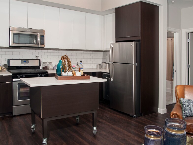 More Photos Of 180 Kellogg Blvd E, Saint Paul Apartments For Lease