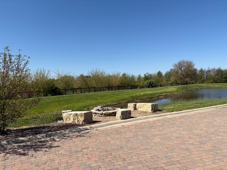 More Photos Of 4N250 State Route 47, Maple Park Restaurant For Sale