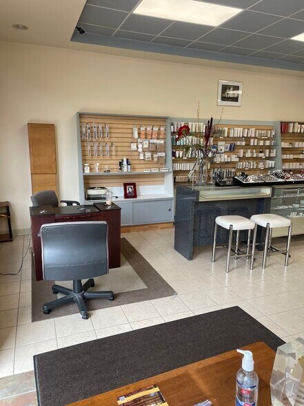 More Photos Of 715 Massachusetts Ave, Arlington Storefront Retail Office For Lease
