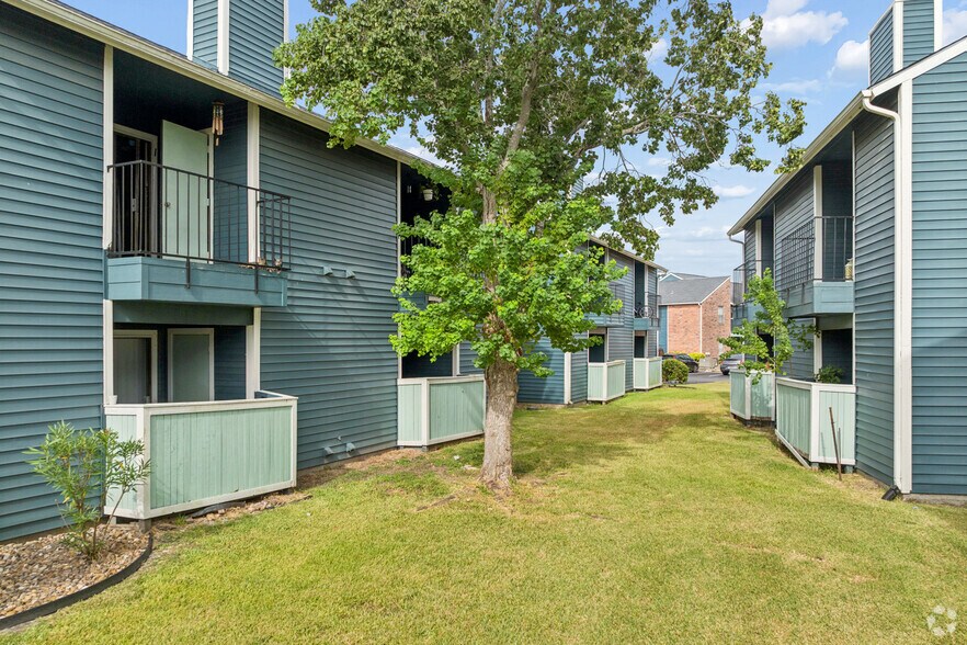More Photos Of 6947 Everhart Rd, Corpus Christi Apartments For Sale