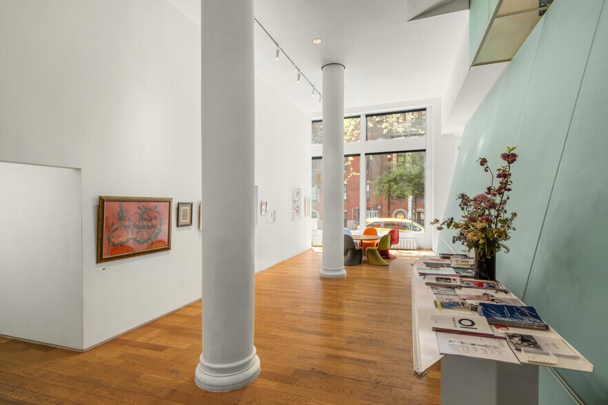 More Photos Of 43 W 13th St, New York Apartments For Sale