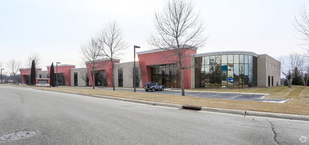 Primary Photo Of N110W13125 Washington Dr, Germantown Warehouse For Lease