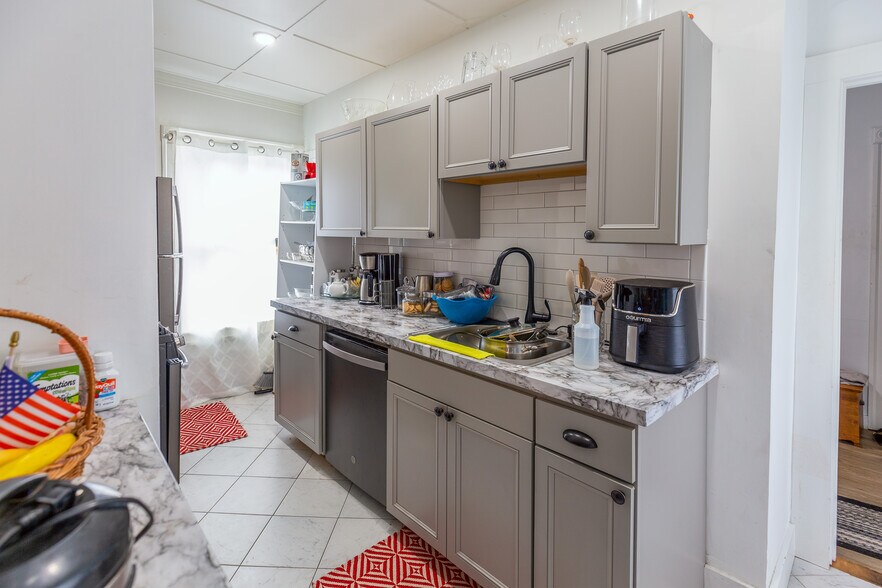 More Photos Of 211 Court St, Plymouth Apartments For Sale