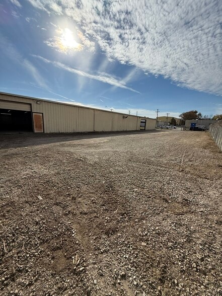 More Photos Of 4068 Hatcher Cir, Memphis Warehouse For Sale