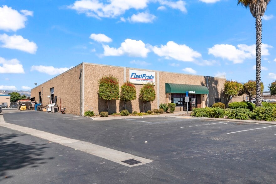 More Photos Of 1150-1164 Old Bayshore Hwy, San Jose Warehouse For Sale