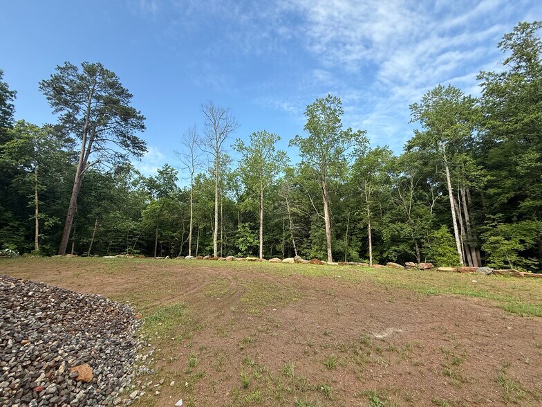 More Photos Of 2521 Reinhardt College Pky, Canton Office For Sale