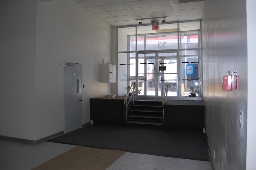 More Photos Of 33 New Broad St, Port Chester Warehouse For Lease