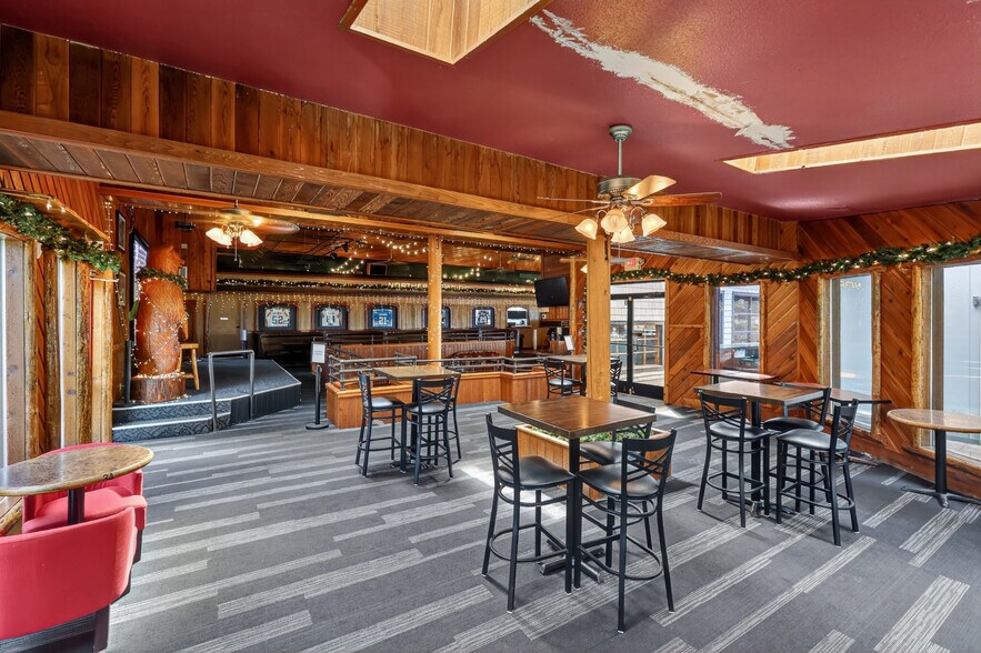 More Photos Of , Post Falls General Retail For Sale