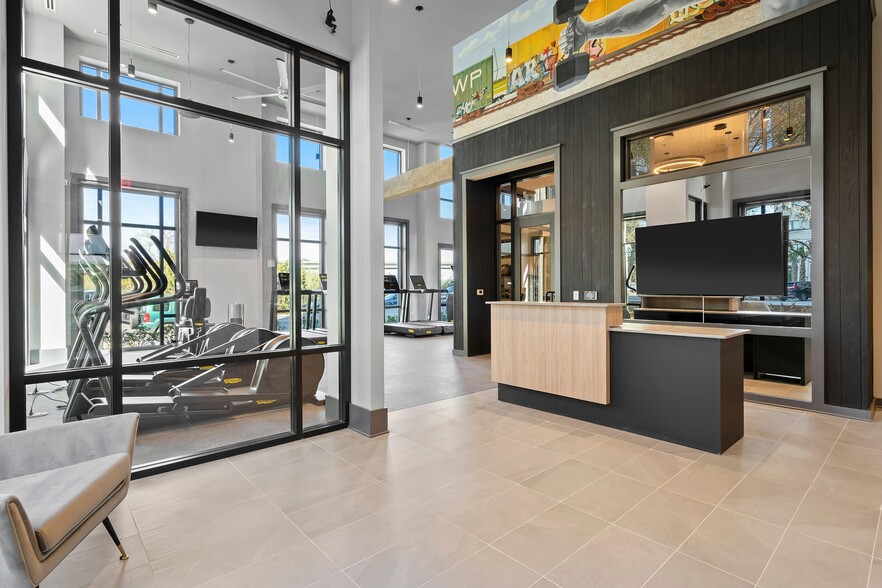 More Photos Of 838 Morrison Dr, Charleston Apartments For Lease