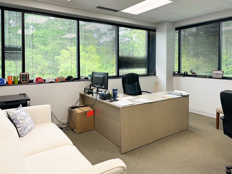 More Photos Of 7208 Falls of Neuse Rd, Raleigh Office For Lease