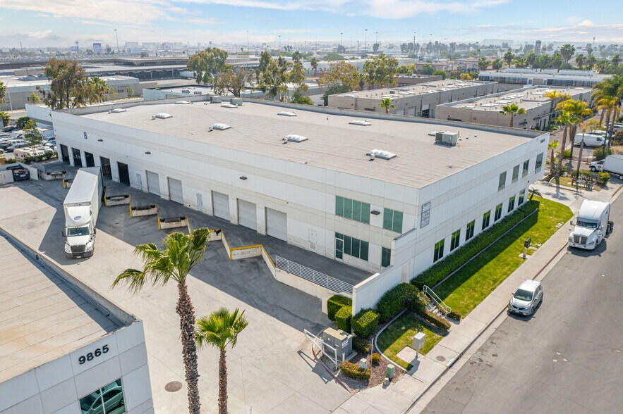 More Photos Of 9835 Marconi Dr, San Diego Manufacturing For Lease