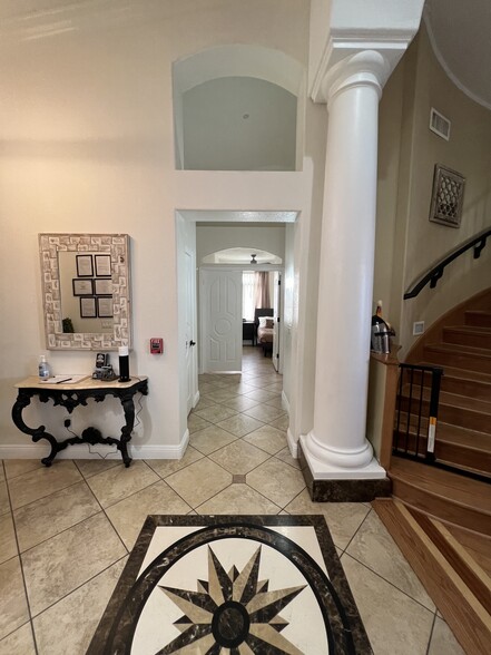 More Photos Of 21428 N 55th Ave, Glendale Assisted Living For Lease