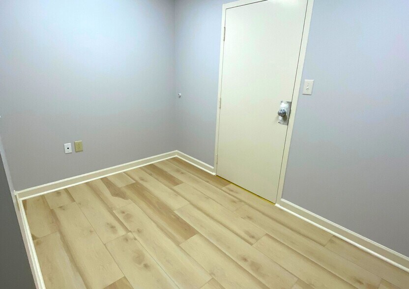 More Photos Of 413 Commonwealth Ave, Catonsville Medical For Lease