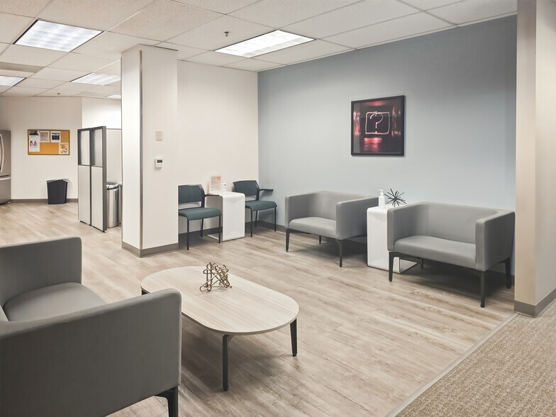 More Photos Of 10121 SE Sunnyside Rd, Clackamas Coworking Space