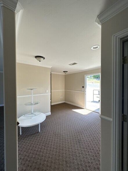 More Photos Of 4130-4136 Grass Valley Hwy, Auburn Office Residential For Sale
