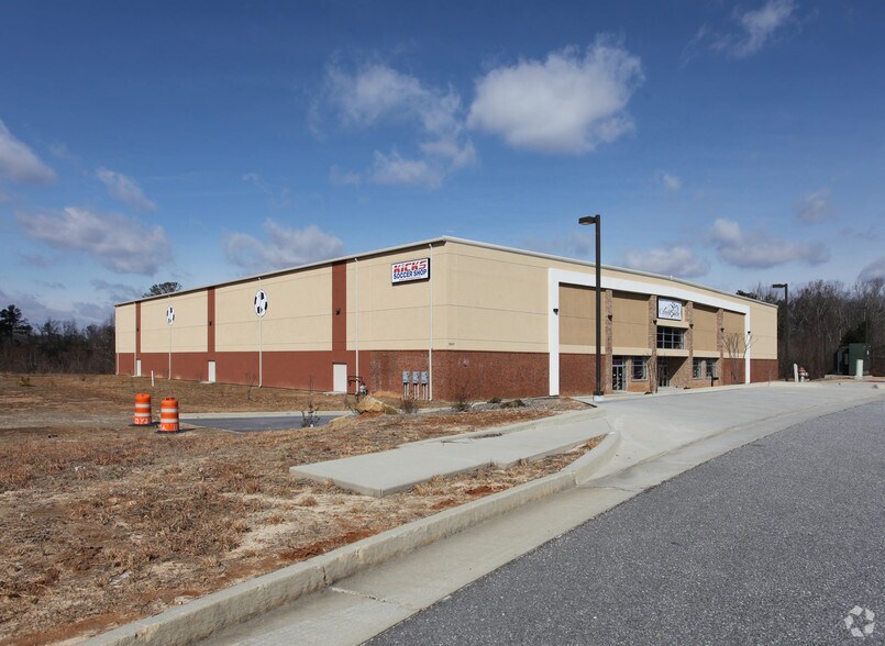 More Photos Of 3237 Krisam Creek Dr, Loganville Industrial For Sale