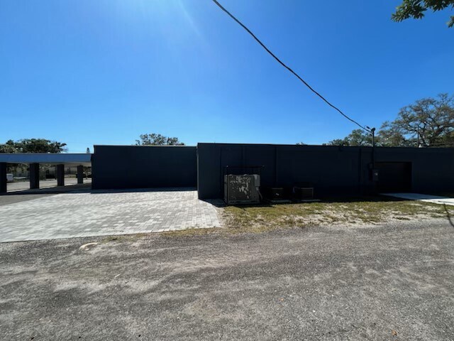 More Photos Of 1940 7th Ave S, Saint Petersburg Medical For Lease