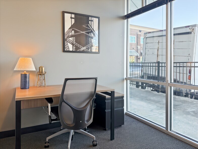 More Photos Of 8211 E Regal Pl, Tulsa Coworking Space