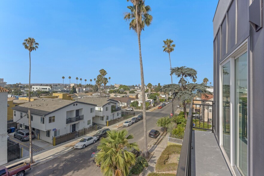 More Photos Of 4511 Rosewood Ave, Los Angeles Apartments For Sale
