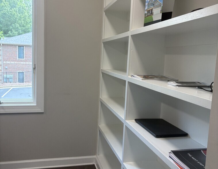 More Photos Of 539 Keisler Dr, Cary Office For Lease