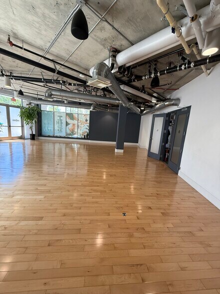 More Photos Of 5901-5921 Center Dr, Los Angeles Apartments For Lease