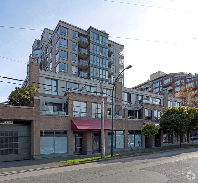 More Photos Of 1672 6th Av W, Vancouver Storefront Retail Residential For Sale
