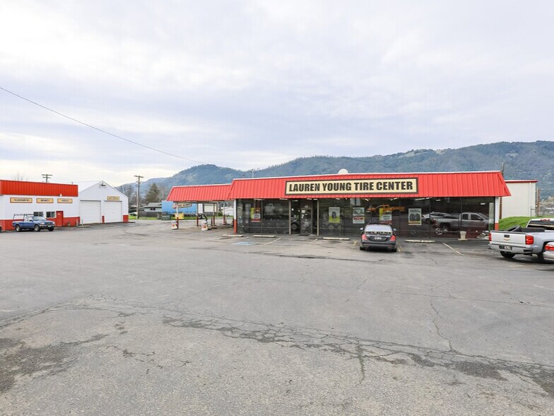 More Photos Of 133 S Old Pacific Hwy, Myrtle Creek Freestanding For Sale